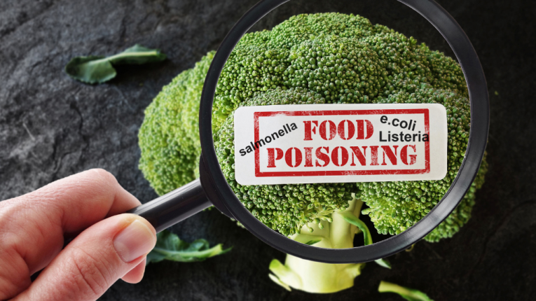 फूड पॉइजनिंग क्या है? कारण, लक्षण और घरेलू इलाज (food poisoning treatment in Hindi)